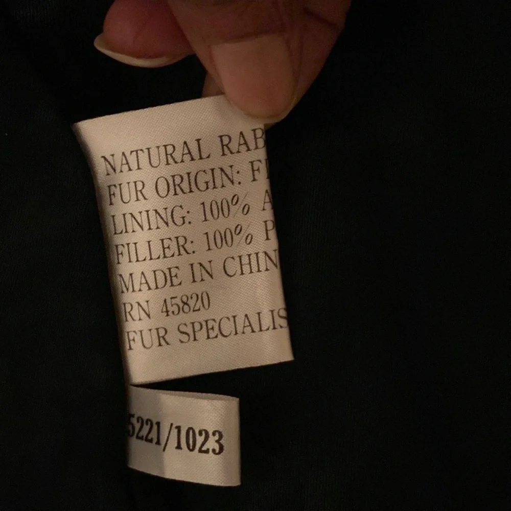 New Genuine Rabbit Fur Coat - Picture 13 of 16